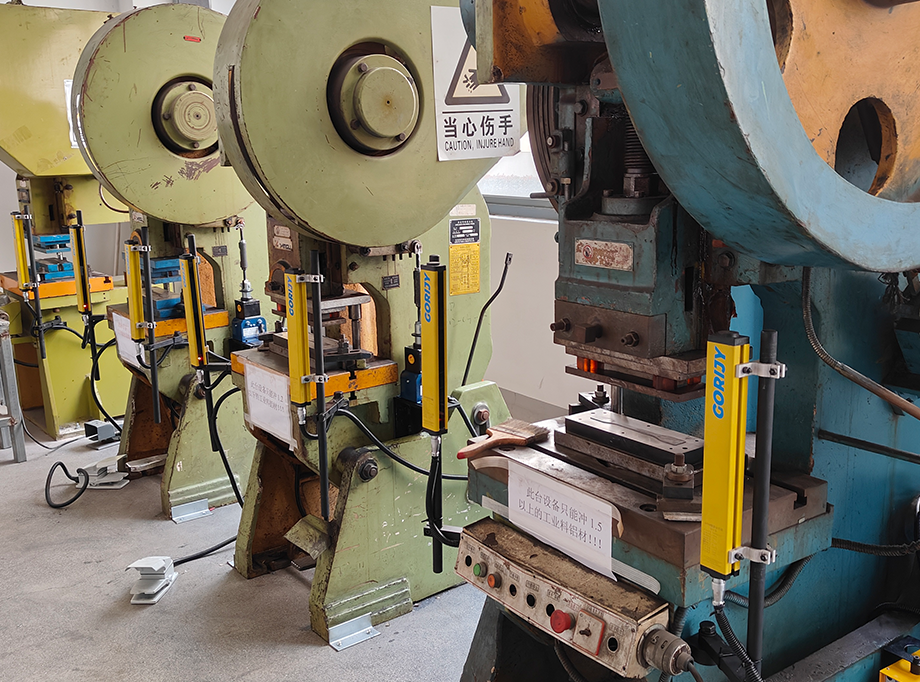 常州危險區(qū)域安全光柵安裝案例